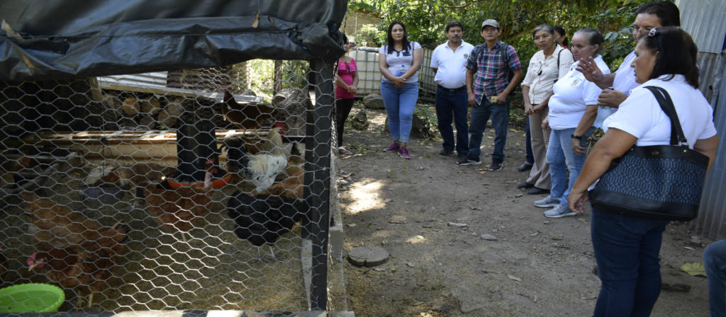 Junta directiva de CORDES visita proyectos en la región II Cuscatlán Cabañas
